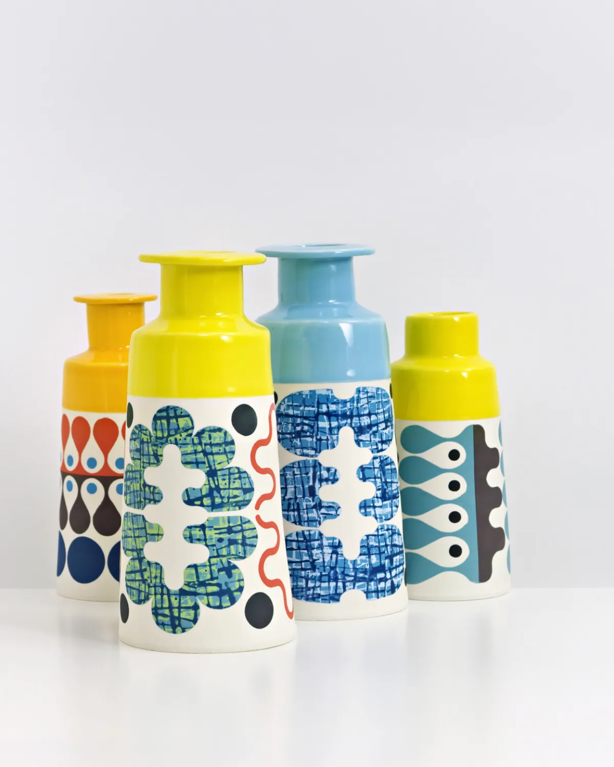 Porcelain ceramics